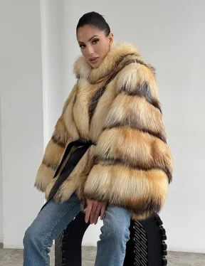 Шуба из меха лисы «Golden fox» - летучая мышь - фото 5