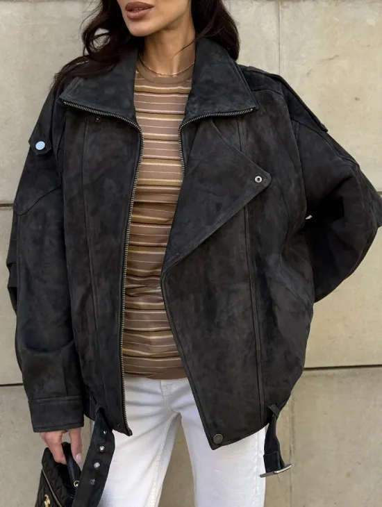 Бомбер оверсайз из замши Grey с двойным воротником и карманами - фото 2