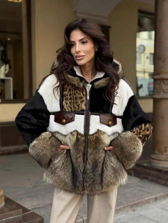 Женская меховая куртка с капюшоном из аукционной норки- черная - фото 0