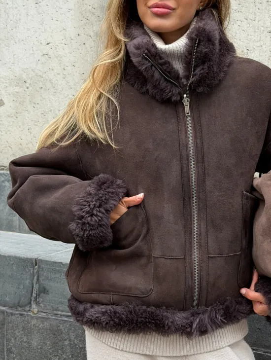 Натуральная двухсторонняя дубленка - бомбер - фото 2