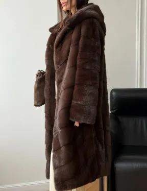 Коричневая норковая шуба с капюшоном - фото 3