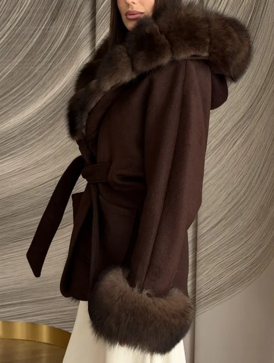 Пальто с мехом песца под соболь - фото 5