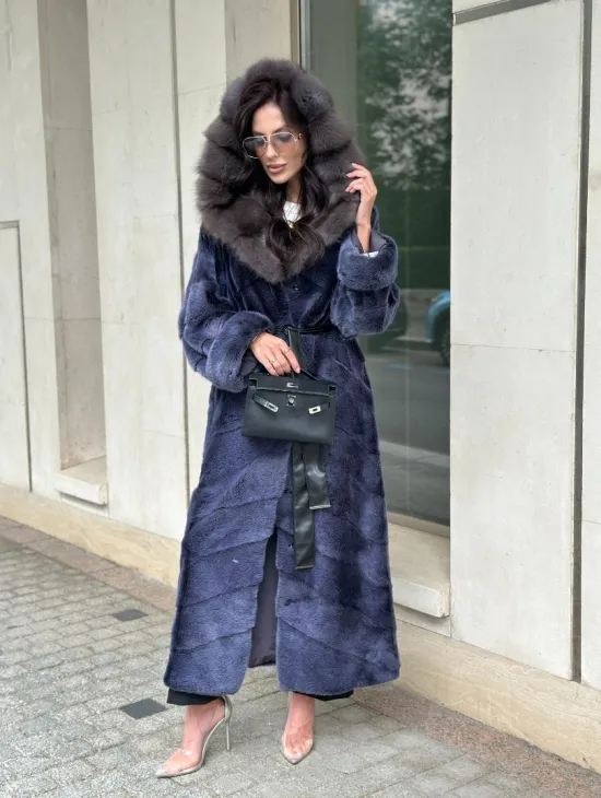 Длинная шуба из норки с капюшоном из куницы - цвет синий графит - фото 10